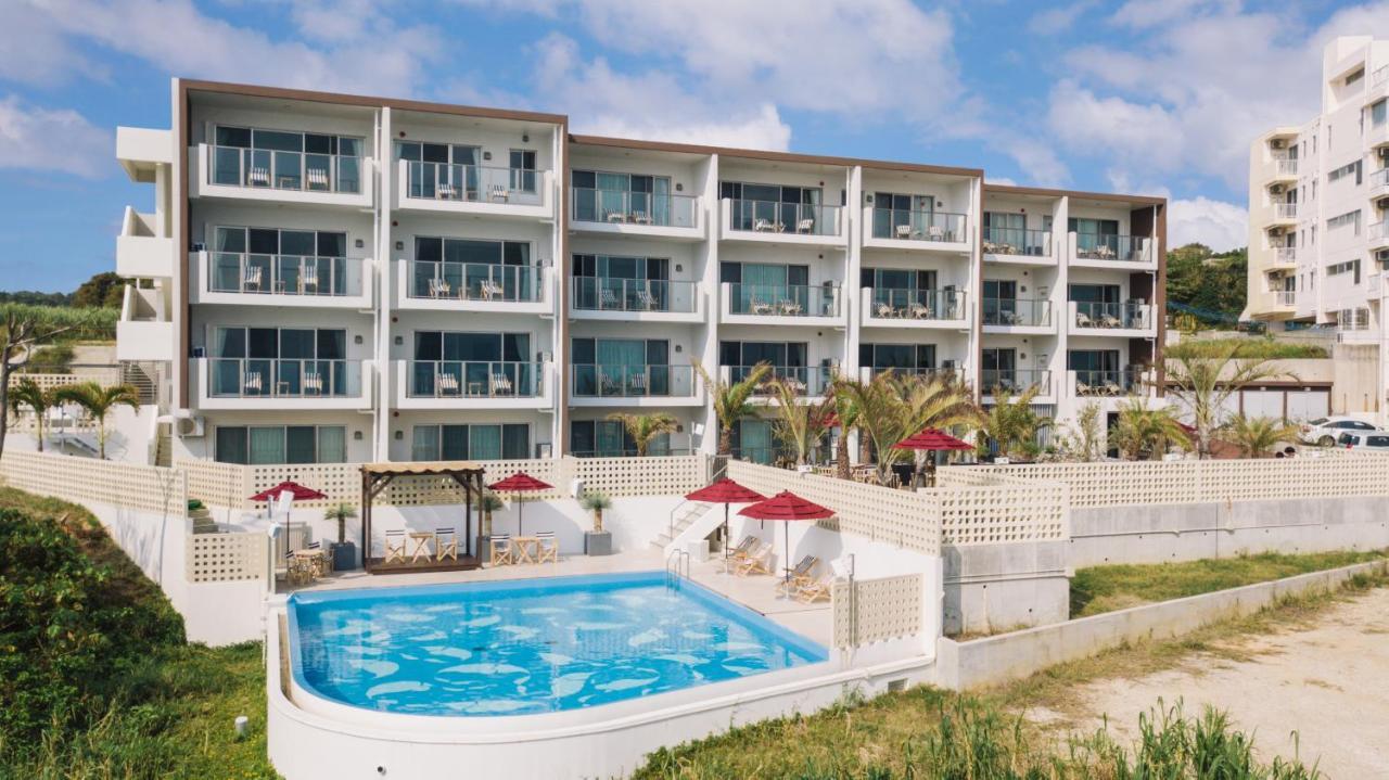 Hideout Okinawa Uruma Exterior photo